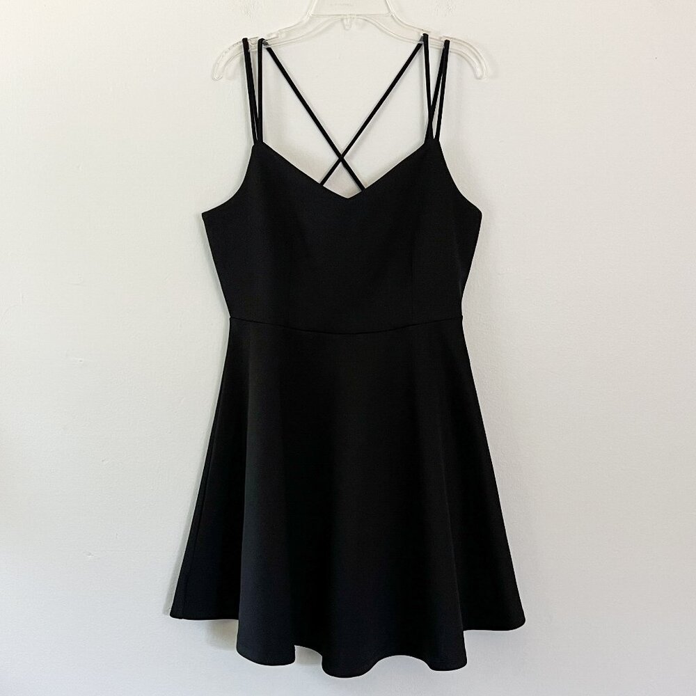 crush by abc family // black cross strap skater dress L